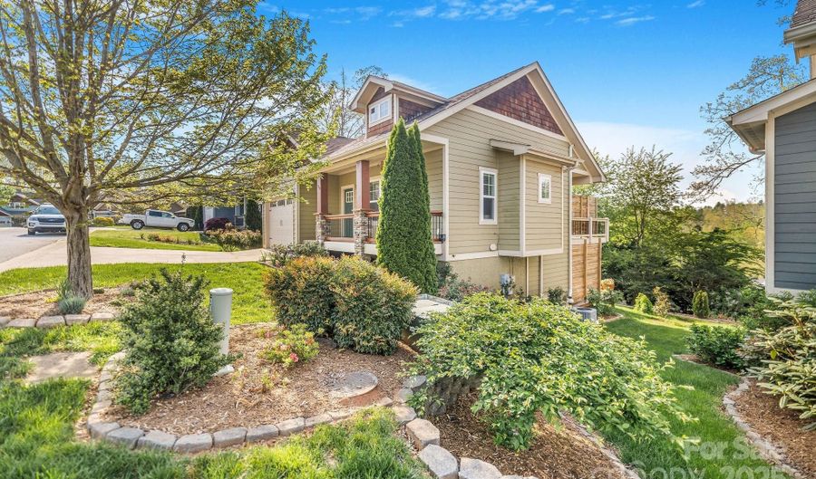 30 Asher Ln, Arden, NC 28704 - 3 Beds, 3 Bath