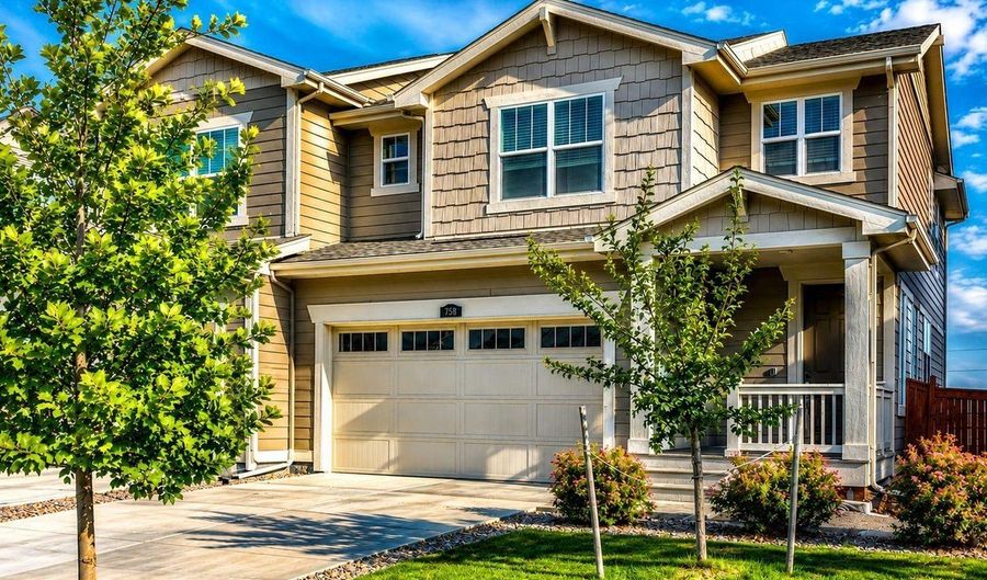758 176th Ave, Broomfield, CO 80023 - 3 Beds, 3 Bath