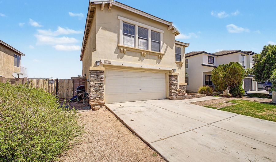 2722 W JASPER Ave, Apache Junction, AZ 85120 - 3 Beds, 3 Bath