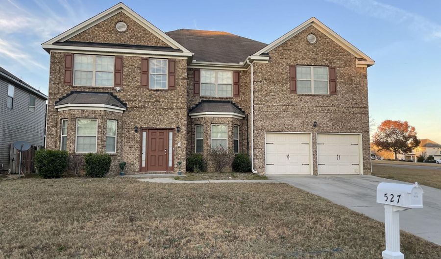 527 Telegraph Dr, Aiken, SC 29801 - 5 Beds, 4 Bath