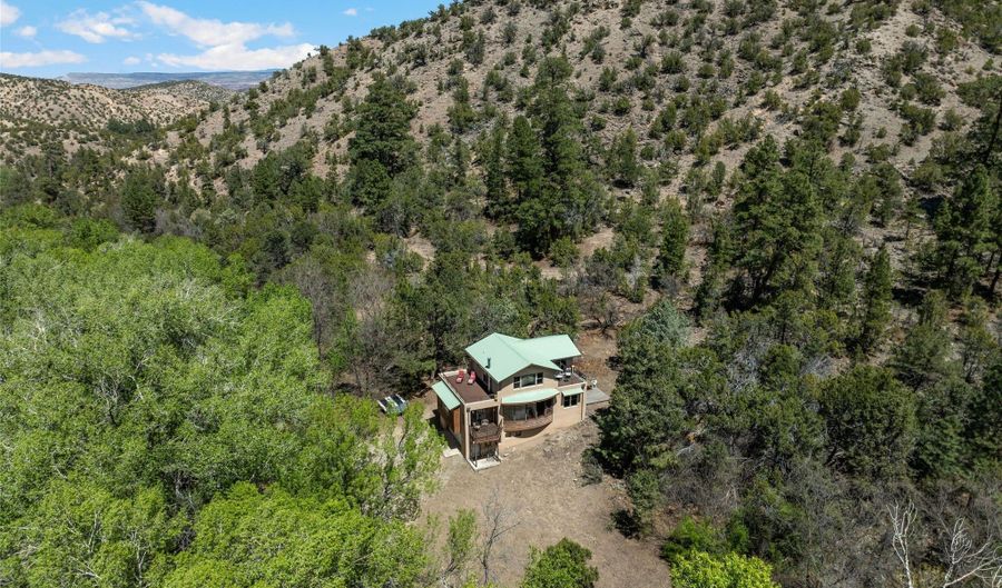 595 A CR 198, Canones, NM 87516 - 3 Beds, 2 Bath