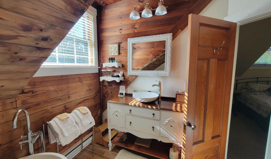 75 Summer St 2, Bristol, NH 03222 - 1 Beds, 1 Bath