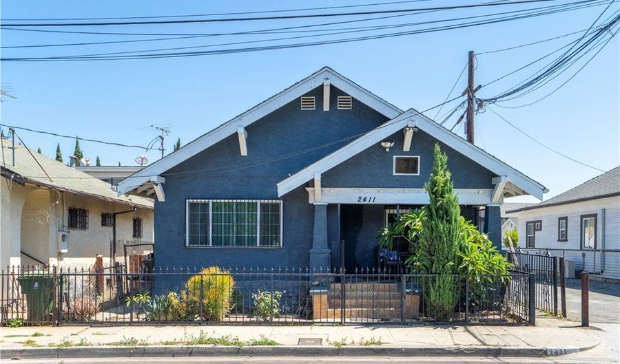 2411 E 2nd St, Los Angeles, CA 90033 - 2 Beds, 2 Bath