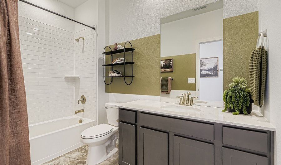 7804 S Cherokee Trl, Centennial, CO 80016 - 4 Beds, 4 Bath