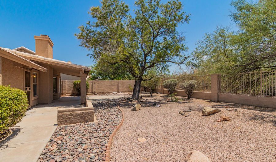 4325 E MONTGOMERY Rd, Cave Creek, AZ 85331 - 3 Beds, 2 Bath