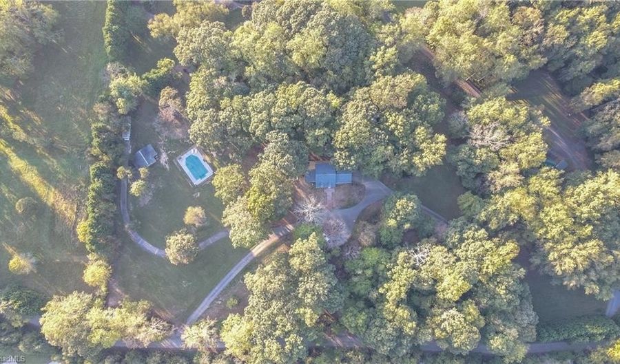 169 Fred Bahnson Dr, Advance, NC 27006 - 4 Beds, 4 Bath