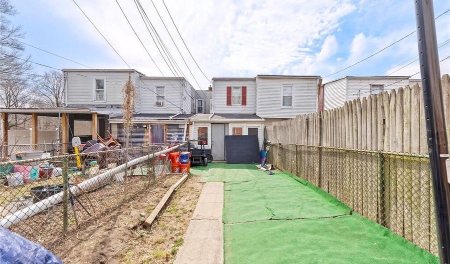 521 S Bradford St, Allentown, PA 18109 - 3 Beds, 2 Bath