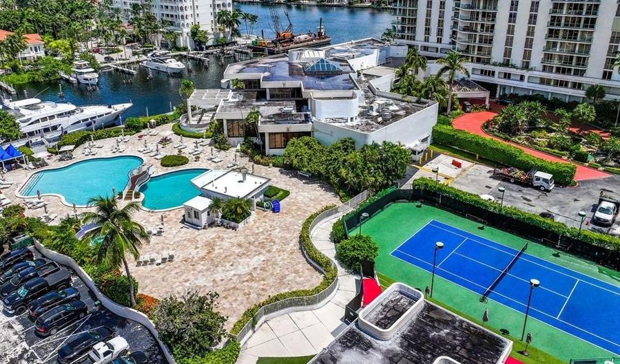 19707 Turnberry Way TS-2, Aventura, FL 33180 - 5 Beds, 6 Bath