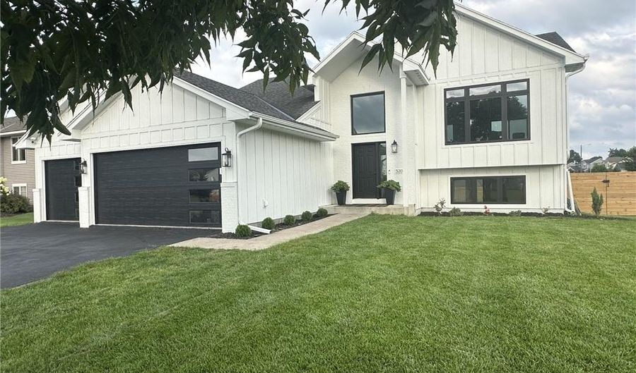 5200 Kalenda Ct NE, Albertville, MN 55301 - 5 Beds, 3 Bath