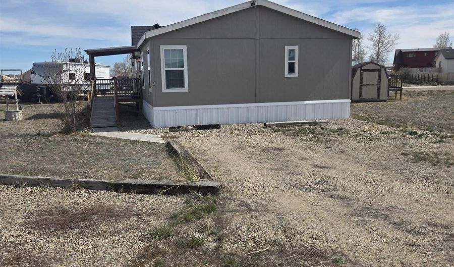 524 E Sixth St, Big Piney, WY 83113 - 3 Beds, 2 Bath
