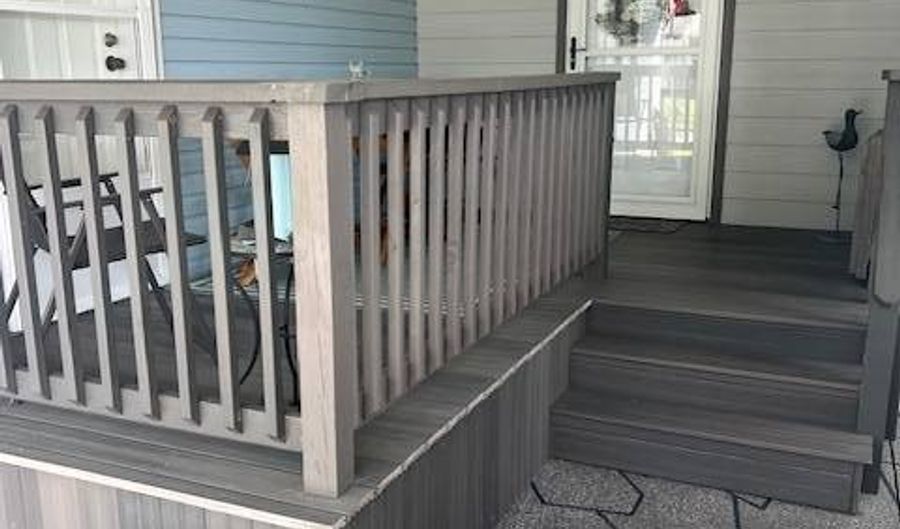 328 Waldorf Dr, Auburndale, FL 33823 - 2 Beds, 2 Bath