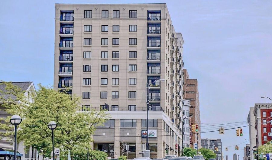 111 N Ashley St 701, Ann Arbor, MI 48104 - 2 Beds, 2 Bath