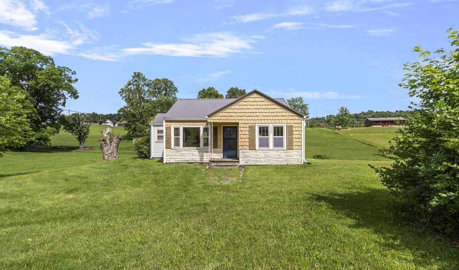 4320 Kingsport Hwy, Afton, TN 37616 - 2 Beds, 1 Bath