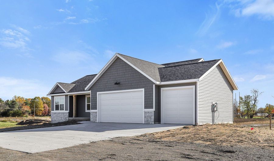 6482 Fillmore St, Allendale, MI 49401 - 3 Beds, 2 Bath