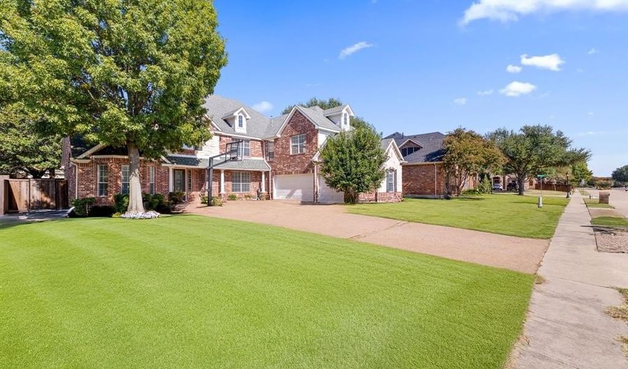 2021 COUNTRY BROOK Ln, Allen, TX 75002 - 5 Beds, 4 Bath