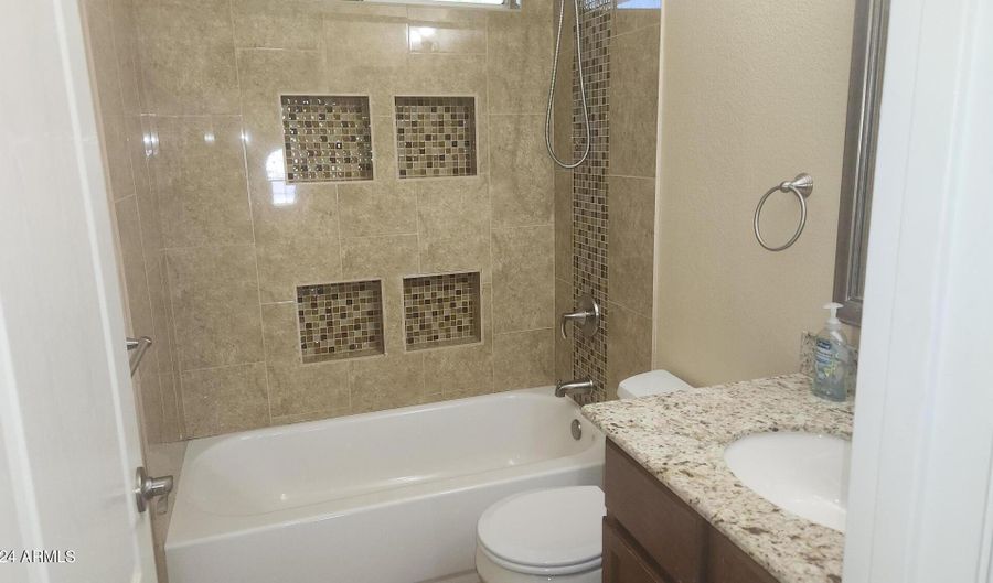 1683 W Carla Vista Dr, Chandler, AZ 85224 - 3 Beds, 3 Bath