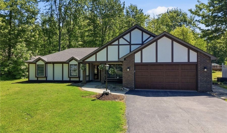 3210 Center Rd, Ashtabula, OH 44004 - 3 Beds, 2 Bath