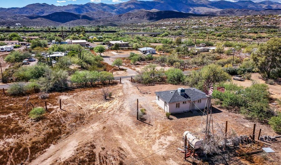19755 E PALO VERDE Ln, Black Canyon City, AZ 85324 - 2 Beds, 1 Bath