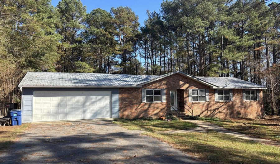 8670 MS-493, Bailey, MS 39320 - 4 Beds, 2 Bath