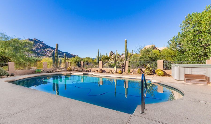 1404 E BOULDER Pass, Carefree, AZ 85377 - 3 Beds, 2 Bath