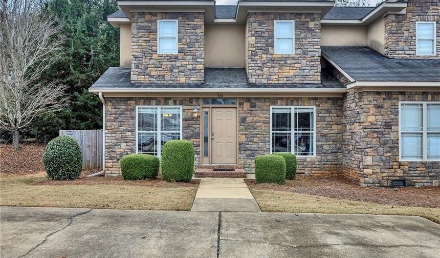 326 JACK HAMPTON Dr, Auburn, AL 36830 - 3 Beds, 4 Bath