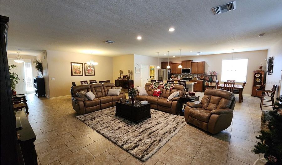 1941 WIND MEADOWS Dr, Bartow, FL 33830 - 4 Beds, 3 Bath