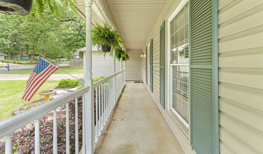 14 Carwin Dr, Benton, AR 72015 - 3 Beds, 2 Bath