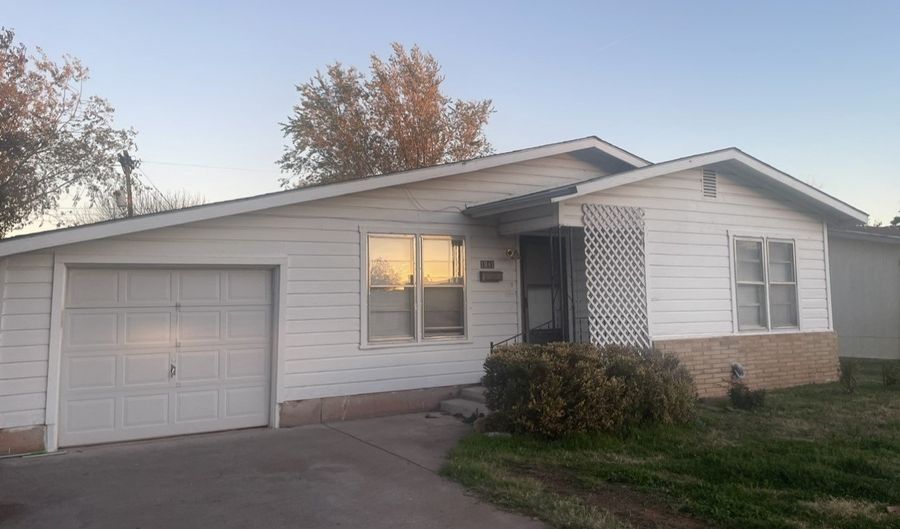 1941 N Mockingbird Ln, Abilene, TX 79603 - 3 Beds, 1 Bath