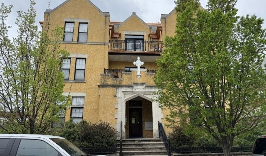 36 W 14Th St 103, Bayonne, NJ 07002 - 0 Beds, 1 Bath