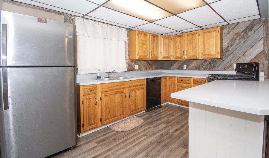 410 S Gonser Ave, Ashley, IN 46705 - 3 Beds, 2 Bath