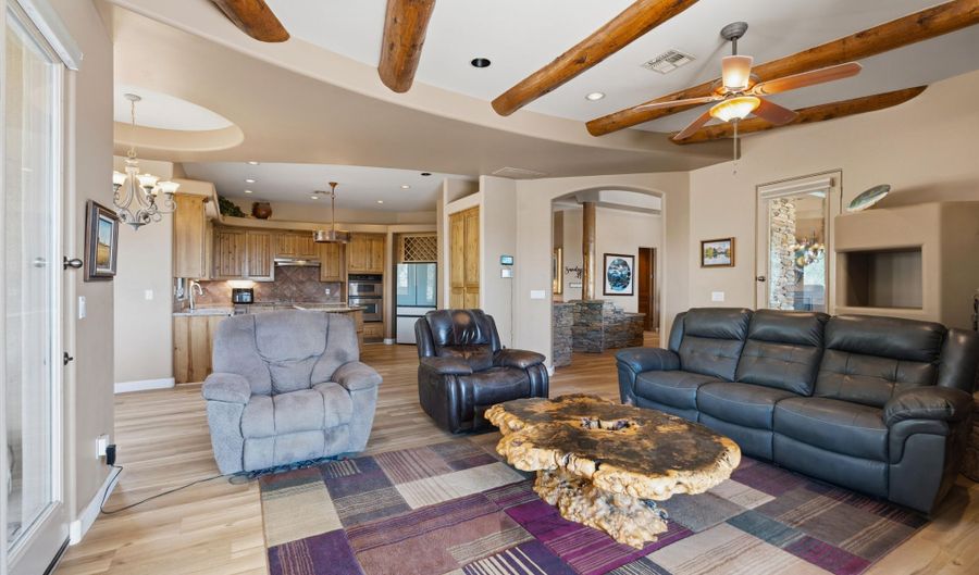 34752 N 49TH St, Cave Creek, AZ 85331 - 3 Beds, 3 Bath