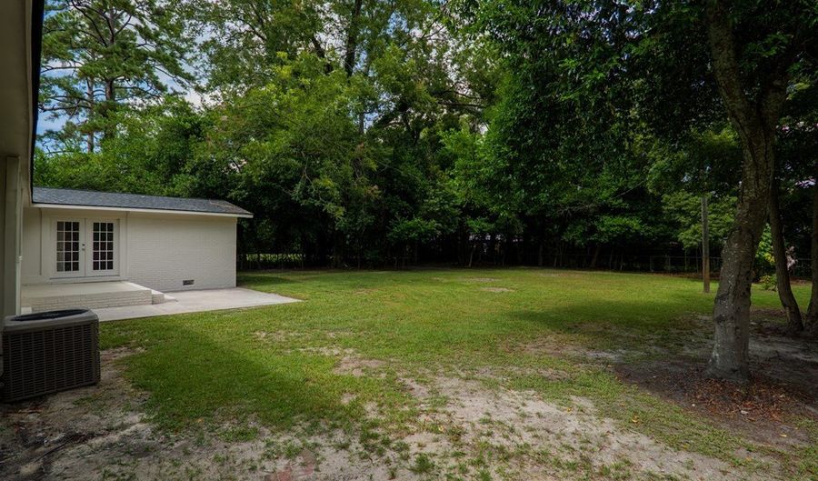 813 Gordon Ave, Adel, GA 31620 - 3 Beds, 2 Bath