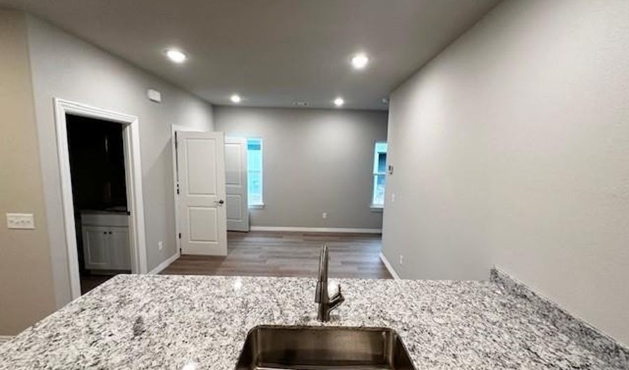 1507 Casuarina Dr, Bentonville, AR 72712 - 3 Beds, 3 Bath