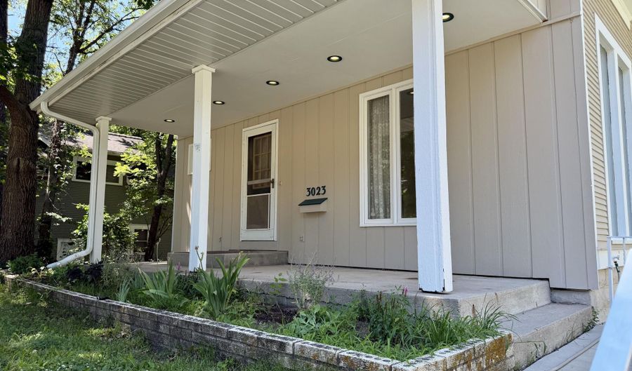 3023 Woodland St, Ames, IA 50014 - 3 Beds, 2 Bath