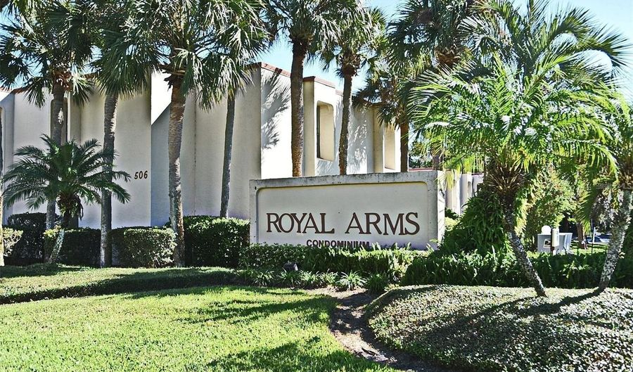 536 ORANGE Dr 16, Altamonte Springs, FL 32701 - 2 Beds, 2 Bath