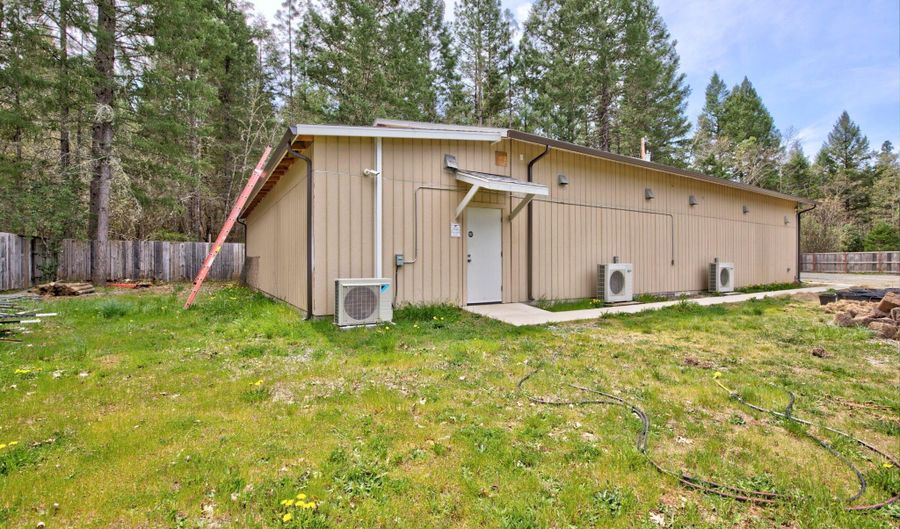 5047 Takilma Rd, Cave Junction, OR 97523 - 3 Beds, 3 Bath