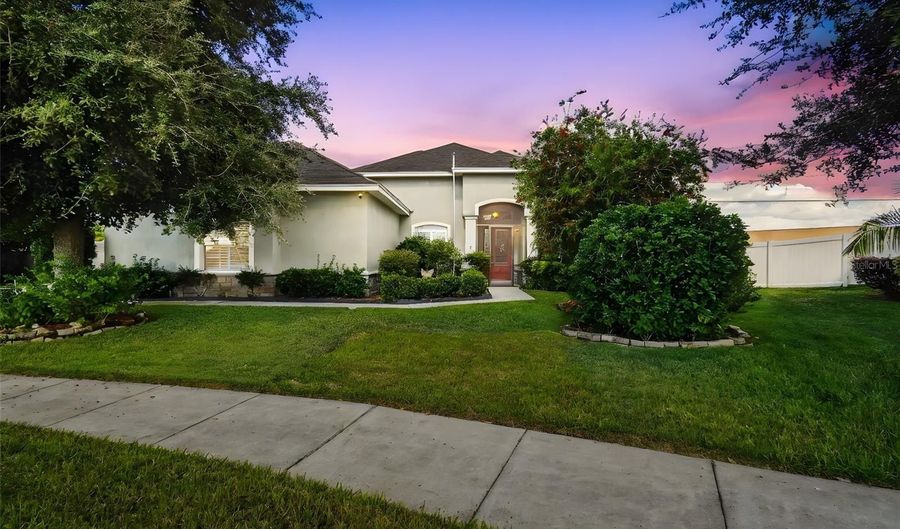 265 LAKE ARIETTA Ct, Auburndale, FL 33823 - 3 Beds, 3 Bath