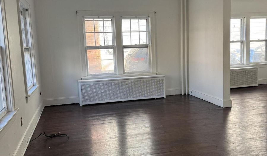 105 Clermont St #1, Albany, NY 12203 - 2 Beds, 1 Bath