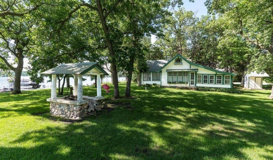 2811 Government Point Rd NE, Alexandria, MN 56308 - 2 Beds, 2 Bath