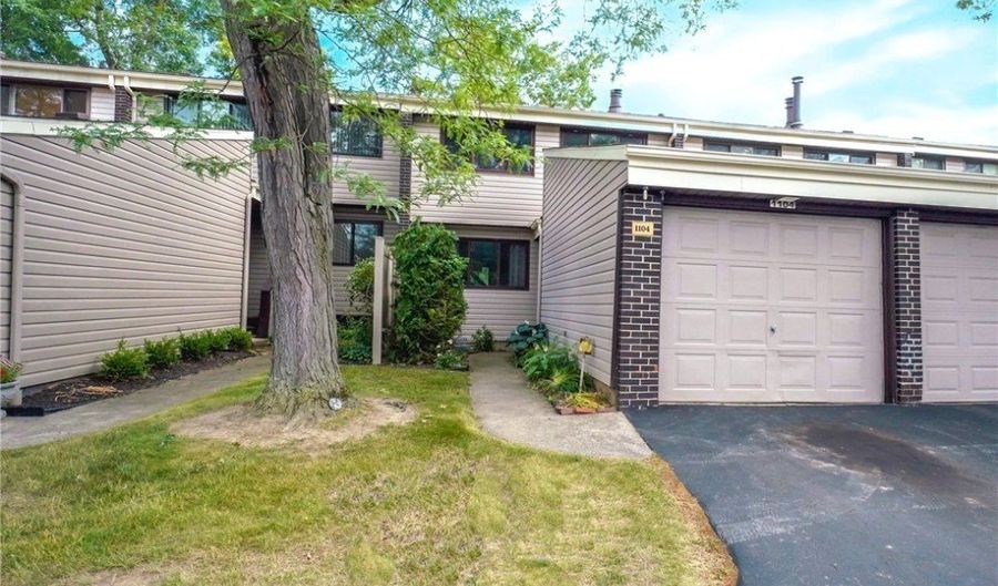 1104 Netherton Ct, Amherst, NY 14051 - 3 Beds, 3 Bath