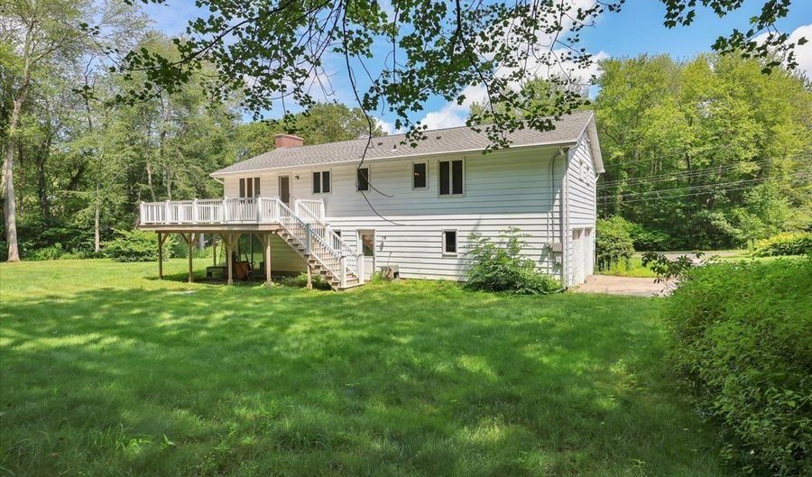 16 Rosewood Ln, Bolton, CT 06043 - 3 Beds, 3 Bath