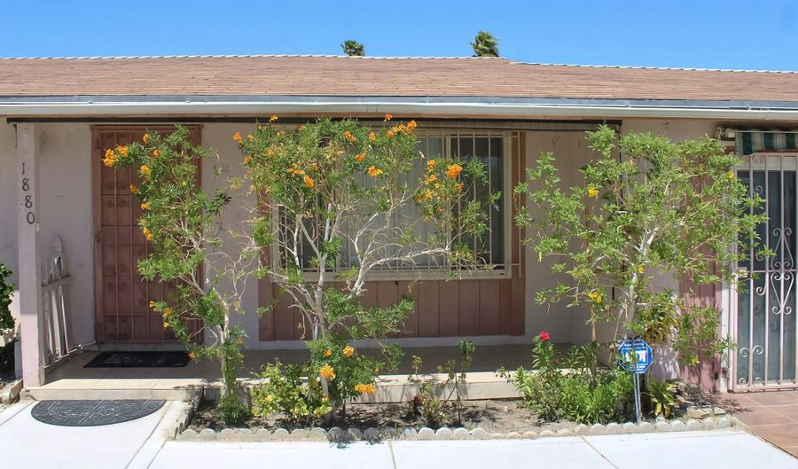 1880 Sharon Road Rd, Palm Springs, CA 92262 - 3 Beds, 3 Bath