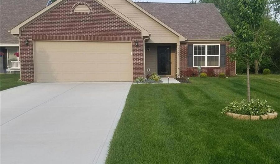 7535 Boundary Bay Ct, Indianapolis, IN 46217 - 4 Beds, 2 Bath