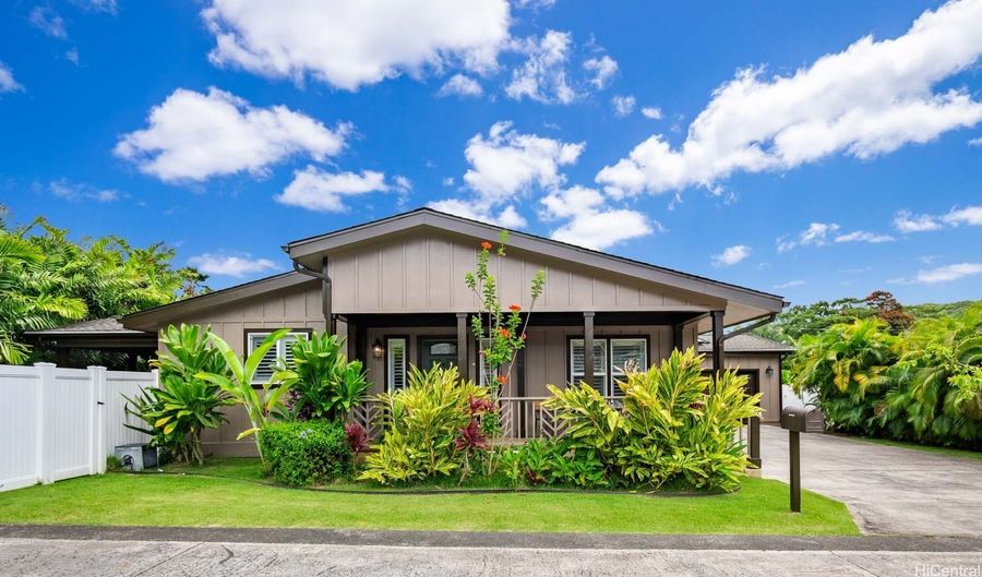 47-414 Ahuimanu Pl B, Kaneohe, HI 96744 - 3 Beds, 3 Bath