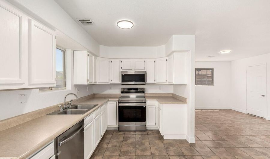 14309 S AMADO Blvd, Arizona City, AZ 85123 - 3 Beds, 2 Bath