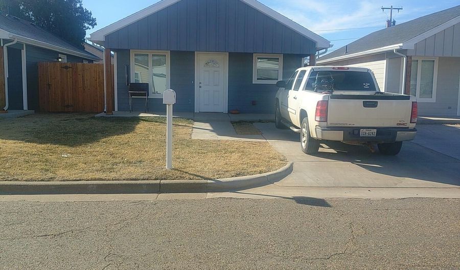 1103 A 14th St, Abernathy, TX 79311 - 2 Beds, 1 Bath