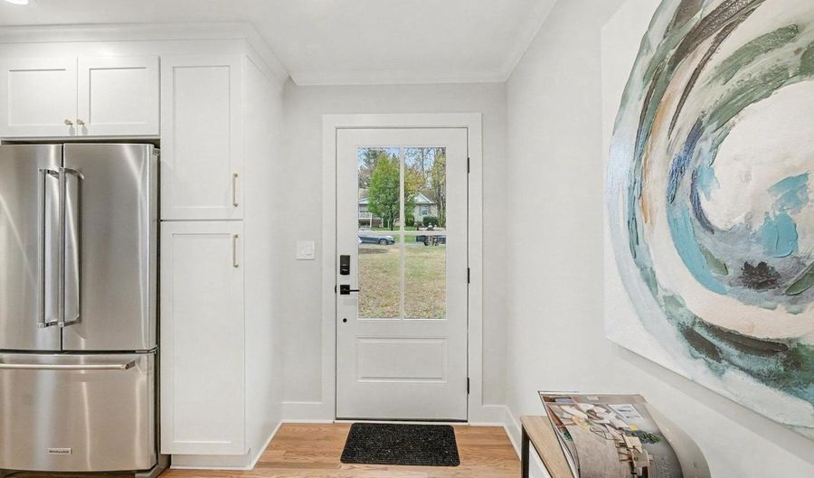 4 POPLAR GROVE Ave, Aberdeen, MD 21001 - 3 Beds, 3 Bath
