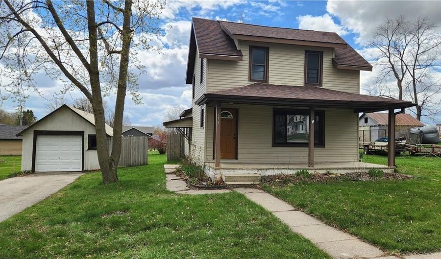 635 2nd Ave SW, Plainview, MN 55964 - 2 Beds, 1 Bath