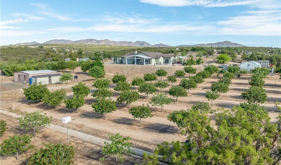 43175 Brownie St, Aguanga, CA 92536 - 2 Beds, 2 Bath