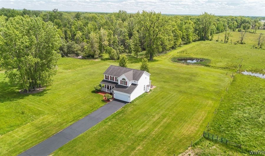 12447 Lesswing Rd, Alden, NY 14004 - 4 Beds, 3 Bath